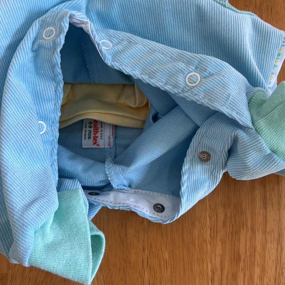 NWT 2 Baby Sets Overall Onesie Made in USA Embroidery Photos Mom Grandma 6/9 Mon - Picture 10 of 14